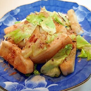 はんぺんとキャベツの醤油炒め